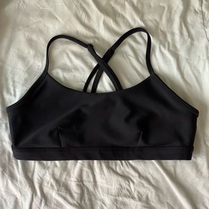 Alo Yoga Intrigue Bra